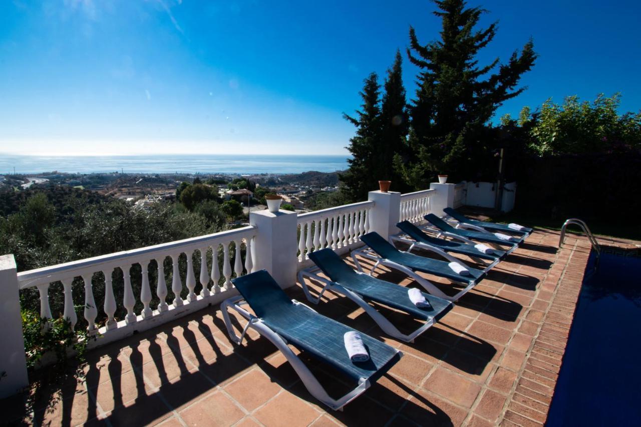 Gran Villa Con Vistas Al Mar Y Piscina Privada Málaga Eksteriør billede