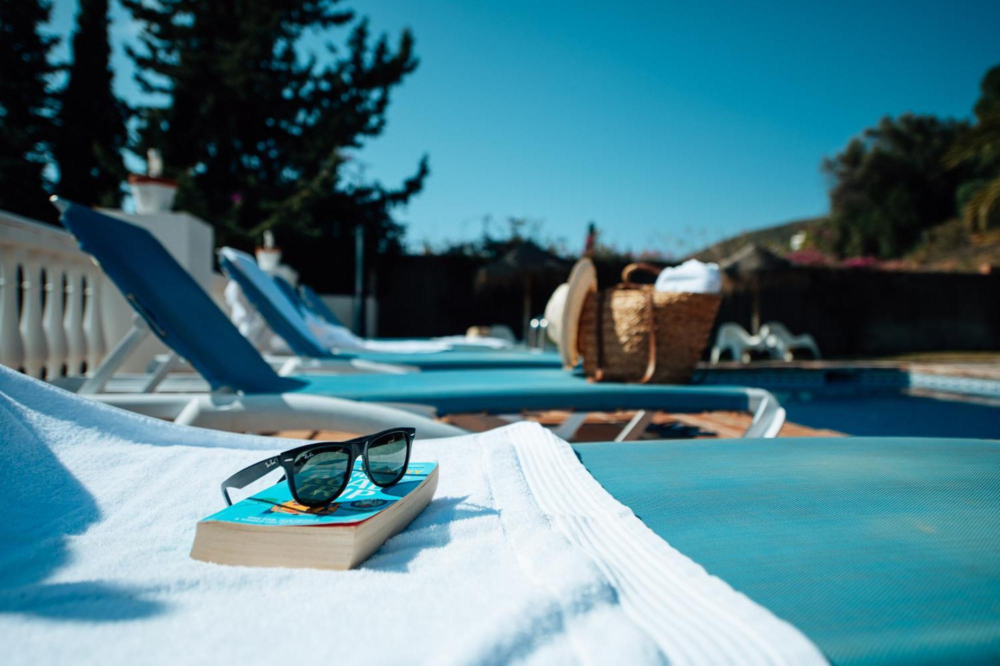 Gran Villa Con Vistas Al Mar Y Piscina Privada Málaga Eksteriør billede
